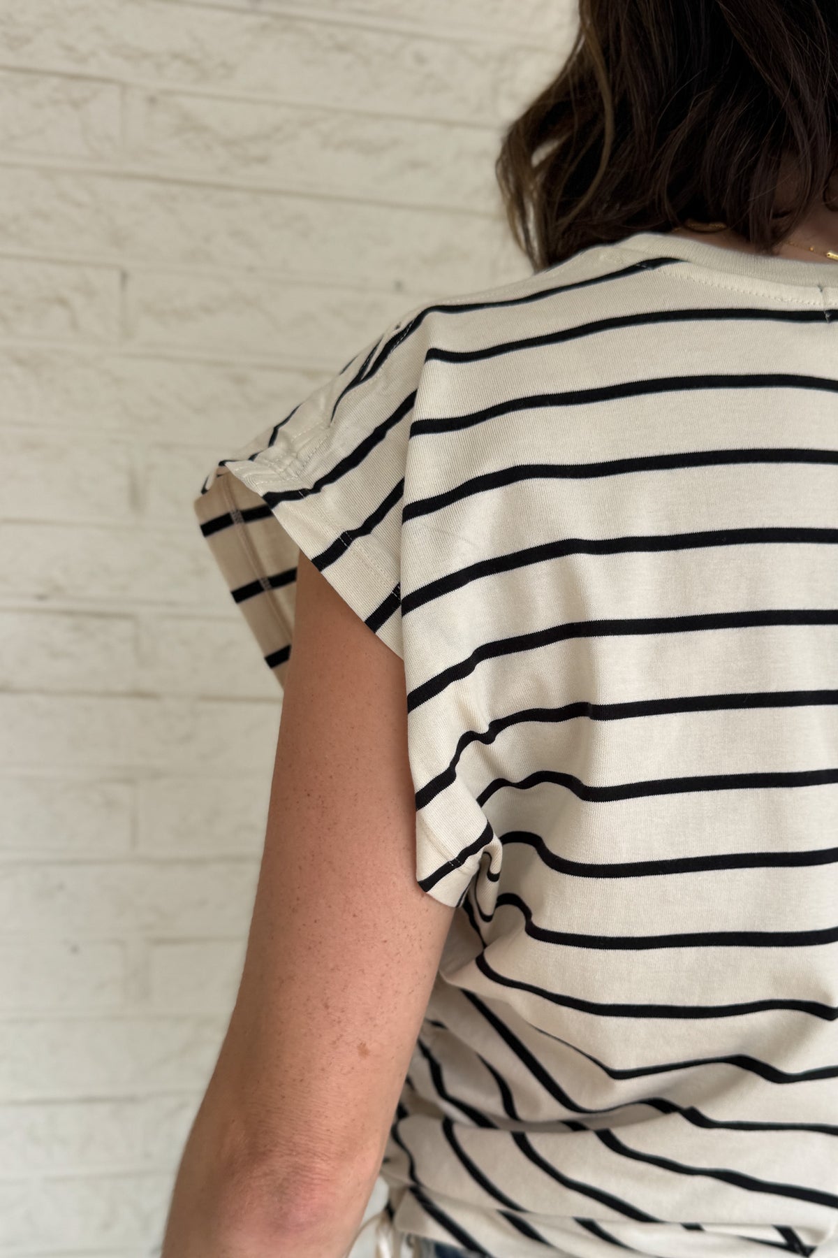 adjustable sleeve women’s top, striped cotton blend knit, casual women’s boutique fashion, timeless women’s tops, women’s clothing near Blanco Texas, classic striped fashion, easy layering tops for women