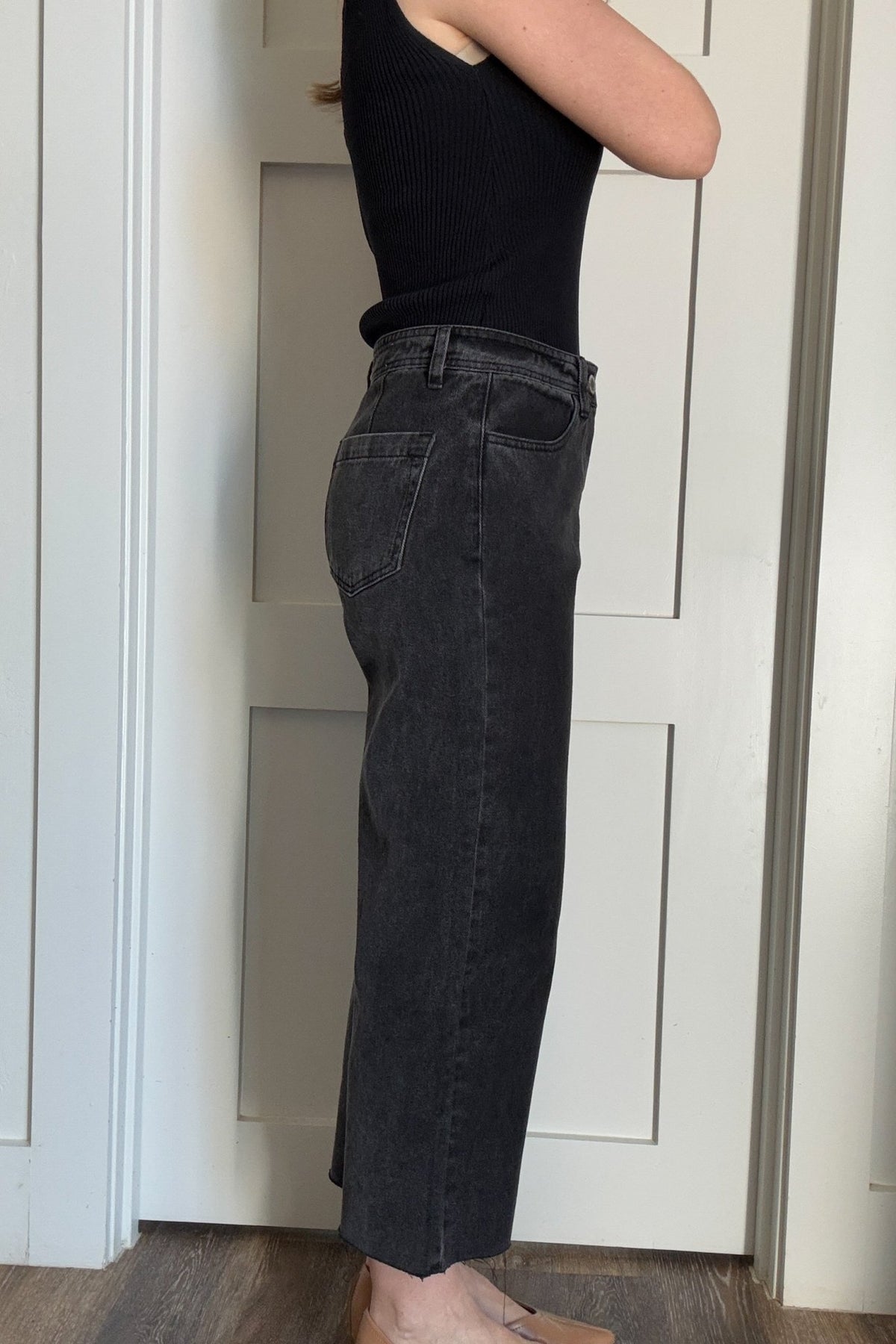 Black Crop Wide Leg Jeans with Raw Hem - Cotton & Cashmere