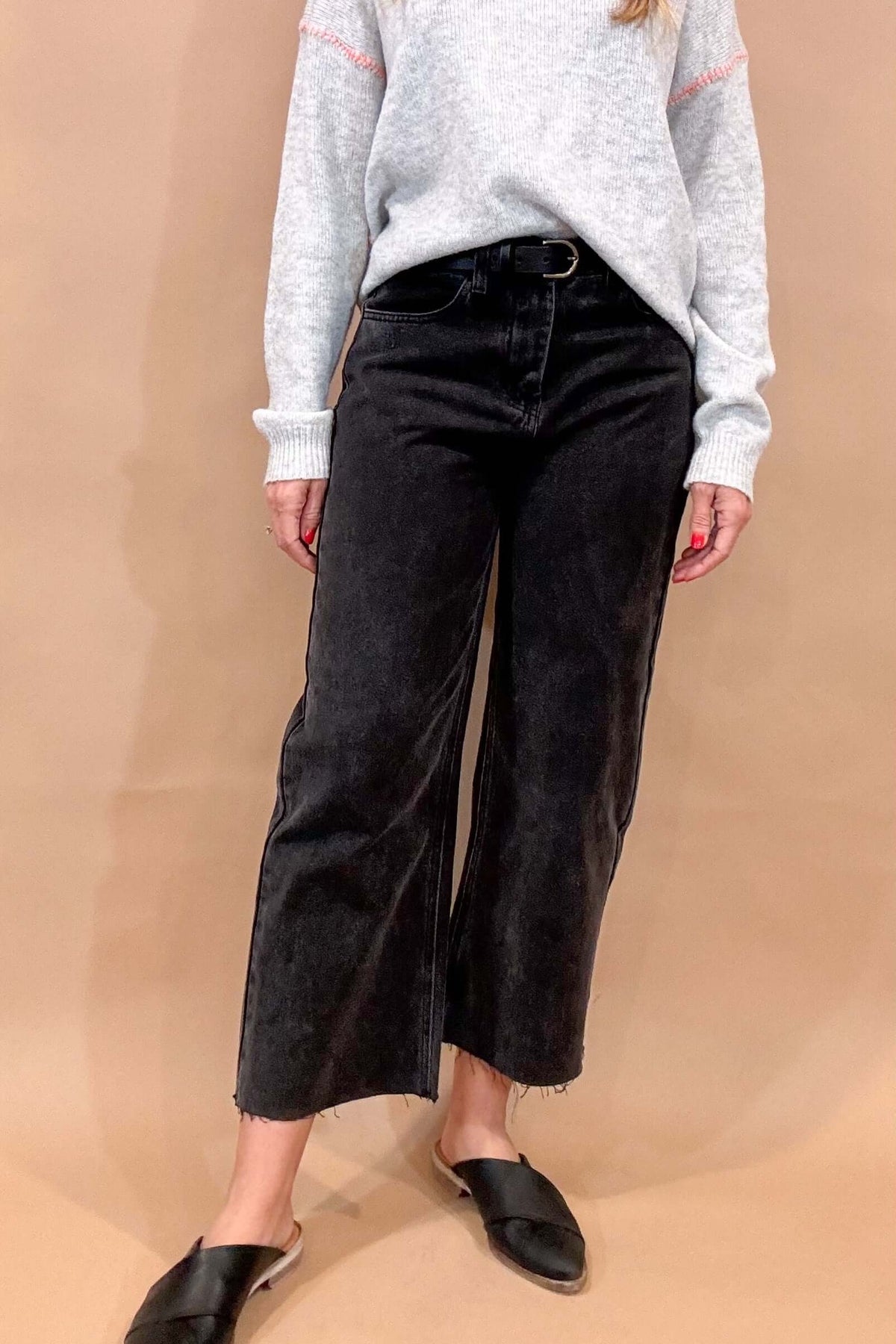 black cropped wide leg raw hem pants