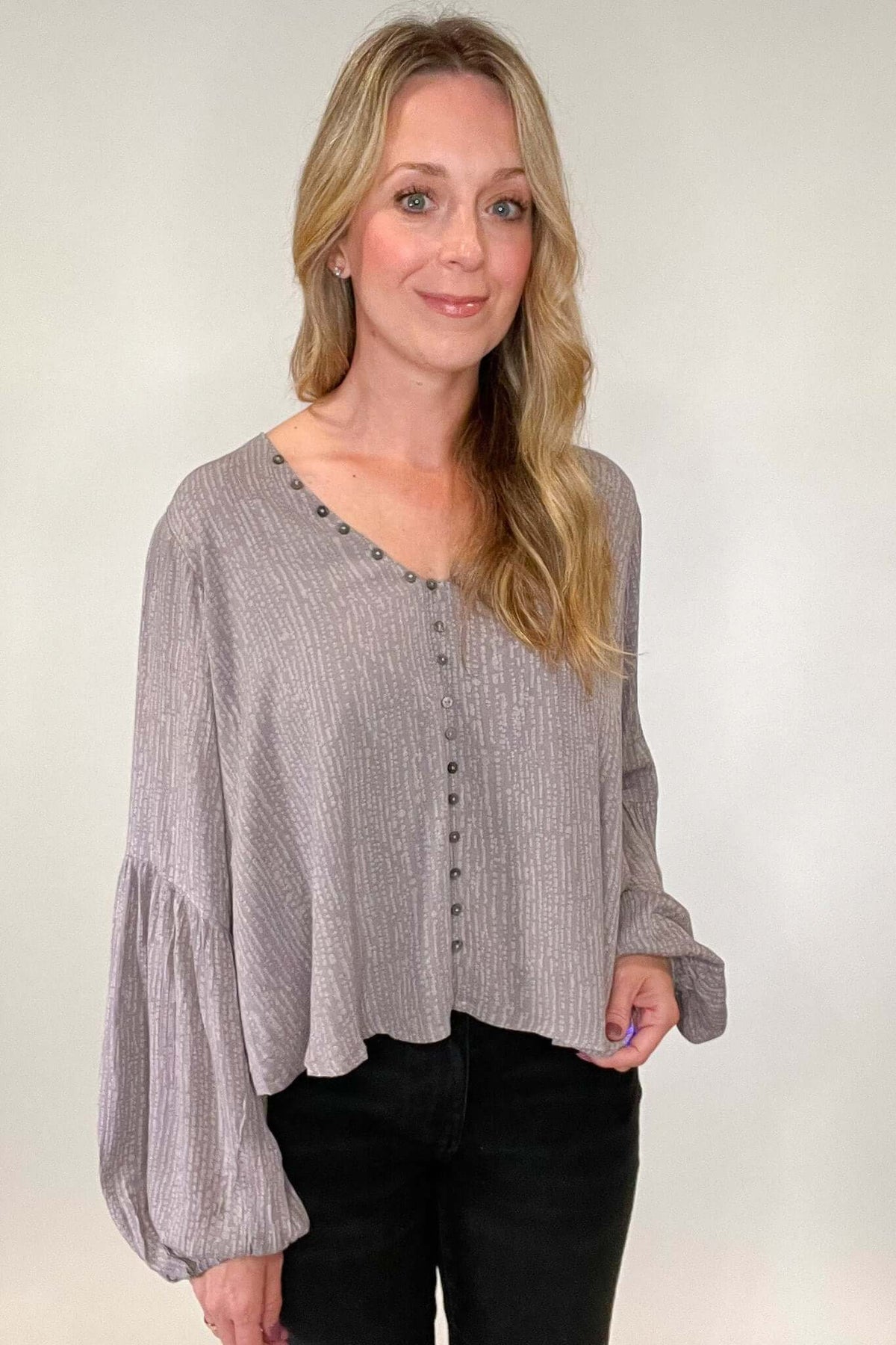 Buttons & Billows Blouse
v-neck patterned blouse
gray lavender blouse
women’s rayon blouse
lined blouse for women
faux button front blouse
no gap button blouse
dressy casual blouse
women’s boutique top
boutique blouse online
easy everyday blouse
polished women’s top
Cotton & Cashmere blouse
Blanco Texas boutique
women’s clothing in Blanco Texas