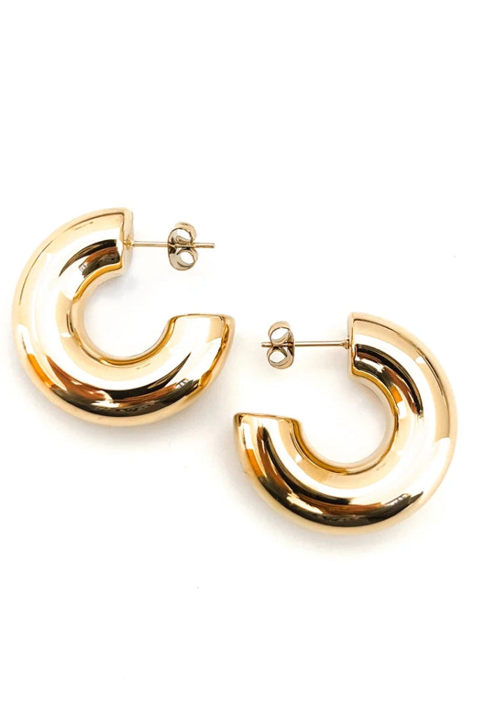 lightweight gold plated hoop earrings
