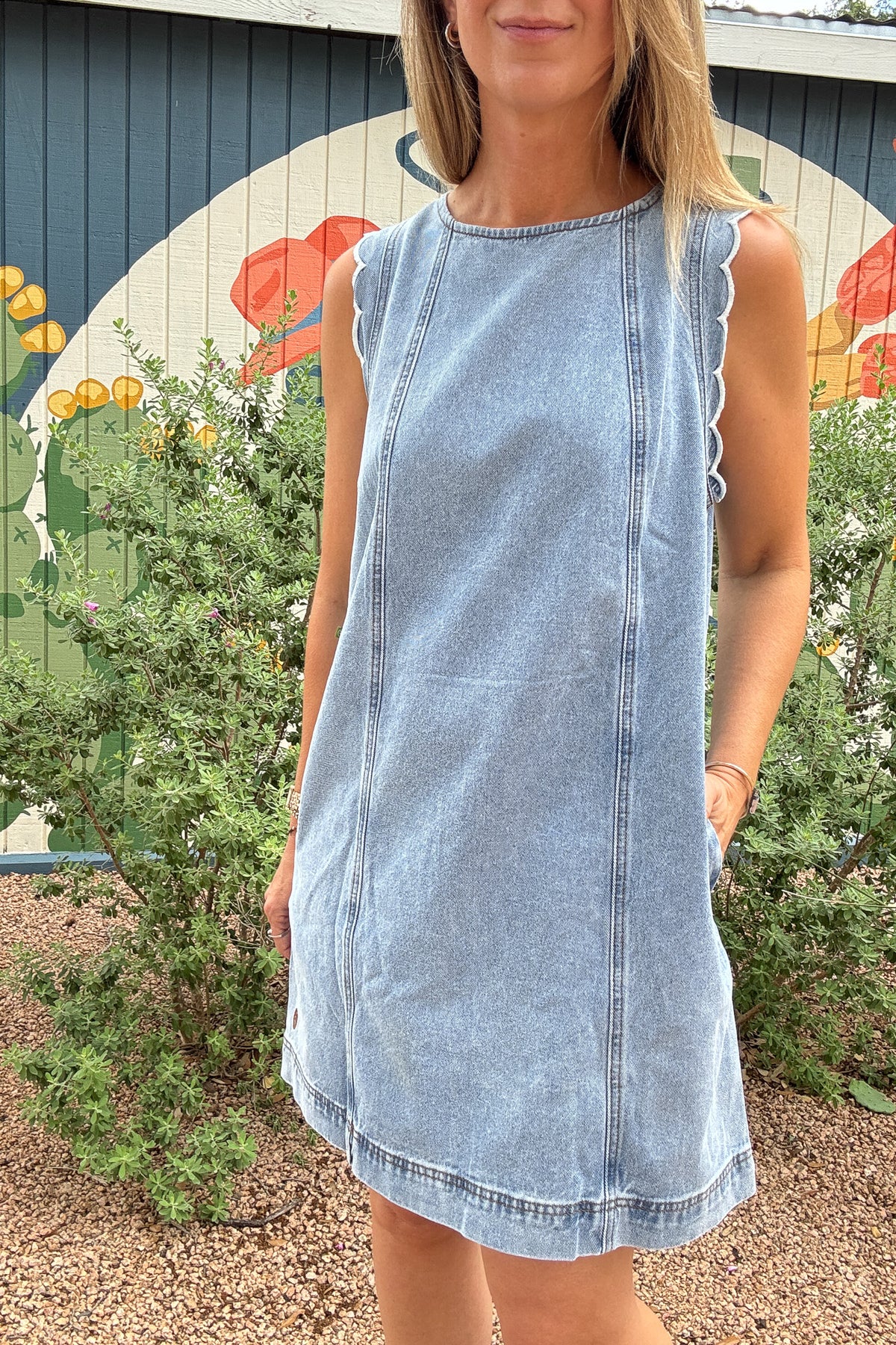 Vito Tie Back Dress Small