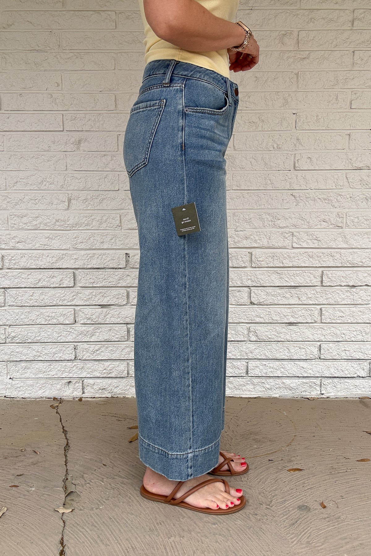 casual women’s denim outfit everyday style boutique ships nationwide