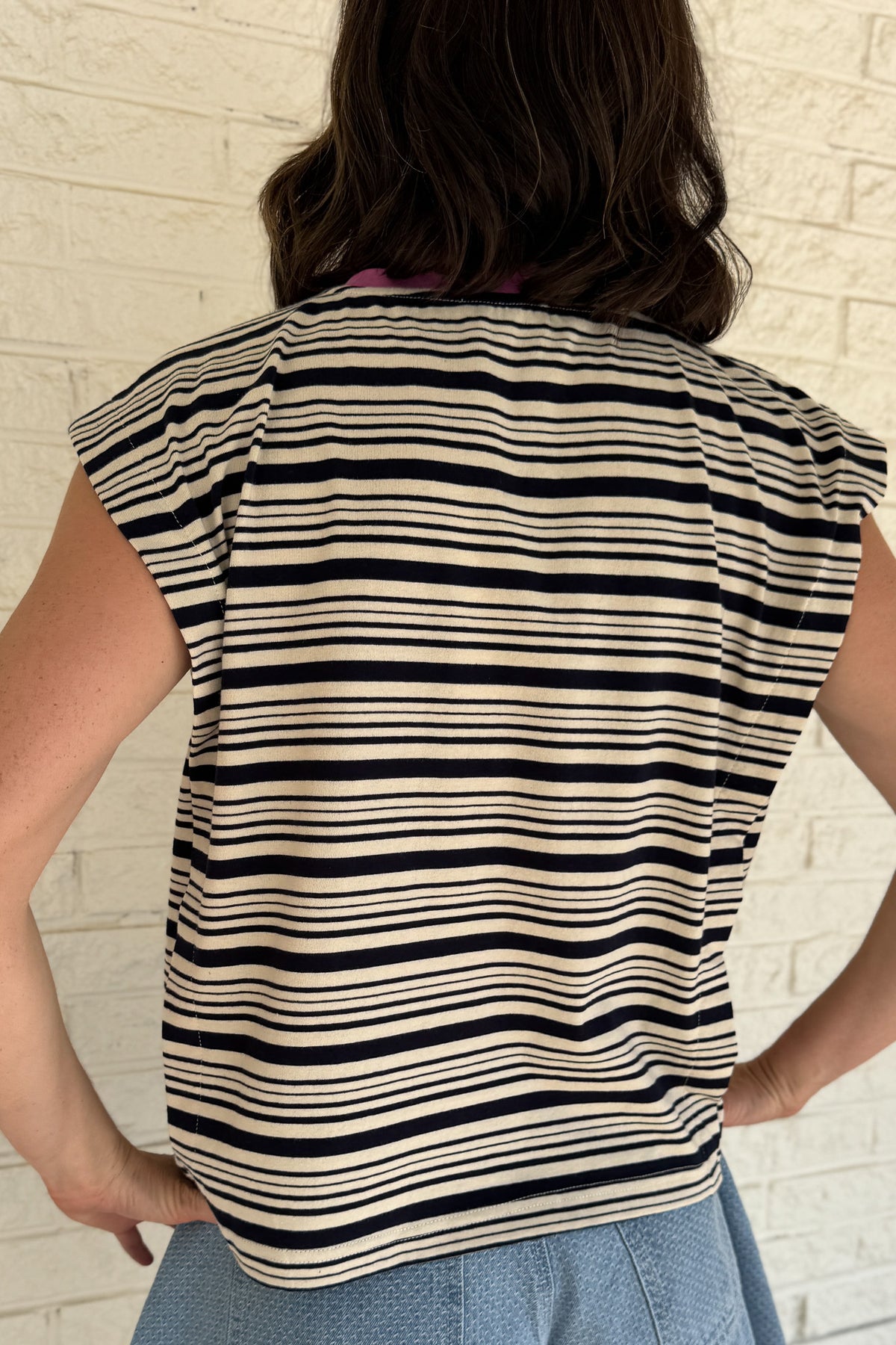 women’s cap sleeve cotton top, breathable women’s cotton shirt, local women’s clothing boutique, boutique tops shipping from Texas, striped women’s fashion, women’s style for 40 plus, easy everyday wardrobe staples