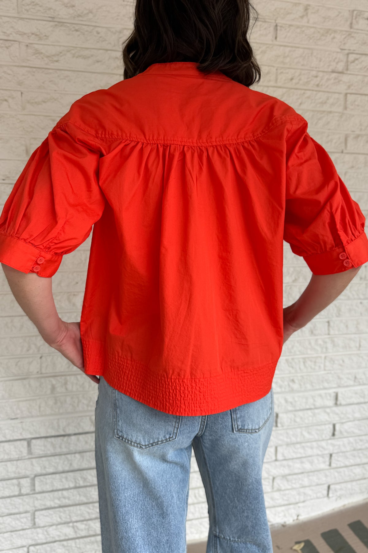 women’s puff sleeve top, breathable cotton women’s top, local women’s clothing boutique, boutique tops shipping from Texas, casual chic women’s clothing, quality cotton fashion, women’s style for 40 plus