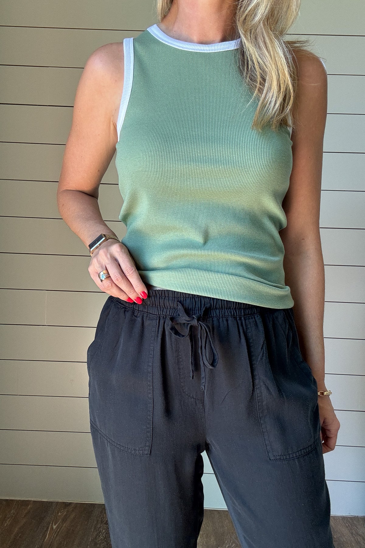 Made for movement, lounging, or anything in between. These black joggers have an easy, relaxed fit with a soft washed feel and drawstring waist for all-day comfort. The cuffed hem and patch pockets keep things laid-back but pulled together. Whether you're running errands or heading to lunch, these joggers are your go-to for everyday style without the effort.