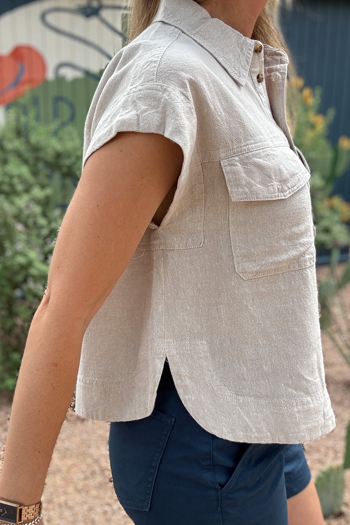 linen button up shirt
100% linen shirt
women’s linen top
sleeveless linen shirt
linen shirt with pockets
collared linen top
lightweight linen blouse
breathable summer top
casual linen clothing
boutique linen shirt
women’s boutique clothing
natural fabric clothing
Cotton & Cashmere linen
Blanco Texas boutique
shopping in Blanco Texas