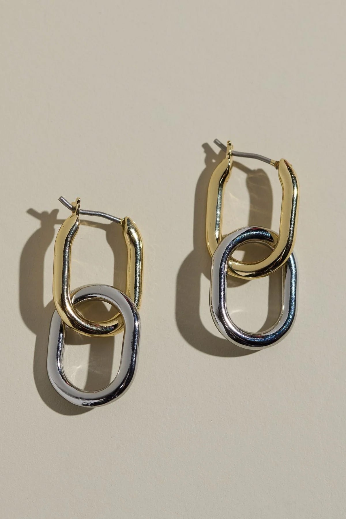 mixed metal hoop earrings, chain link earrings, nickel free earrings, women’s boutique jewelry Blanco TX, boutique earrings online, lightweight statement earrings, mixed metal jewelry, 14k gold plated earrings, rhodium plated sterling silver earrings, women’s jewelry boutique Texas, Cotton & Cashmere accessories, shop boutique jewelry online
