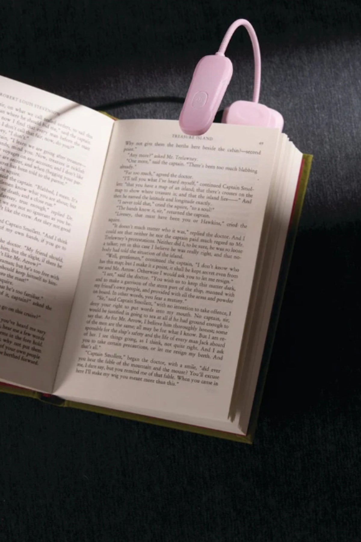 Fuel your love for literature with our LED Booklight – where every page is an adventure, and every word shines bright. The compact and lightweight design makes our booklight the perfect travel companion. Whether you're on a plane, curled up on the couch, or camping under the stars, this booklight ensures that your reading journey is never left in the dark.