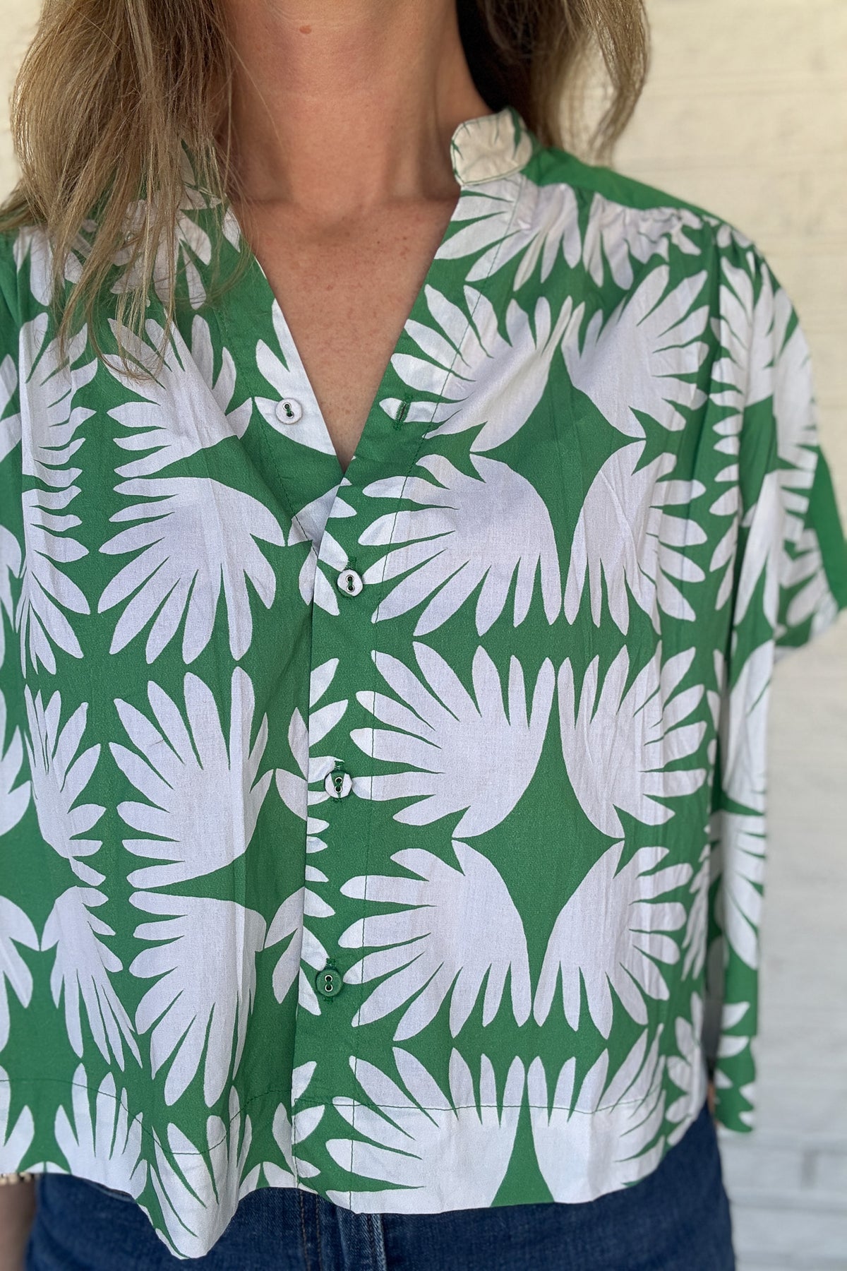women’s boutique clothing online, women’s cotton tops online, vacation outfits for women, resort wear boutique, stylish women’s tops, boutique women’s fashion, ships quickly from Texas, effortless style clothing