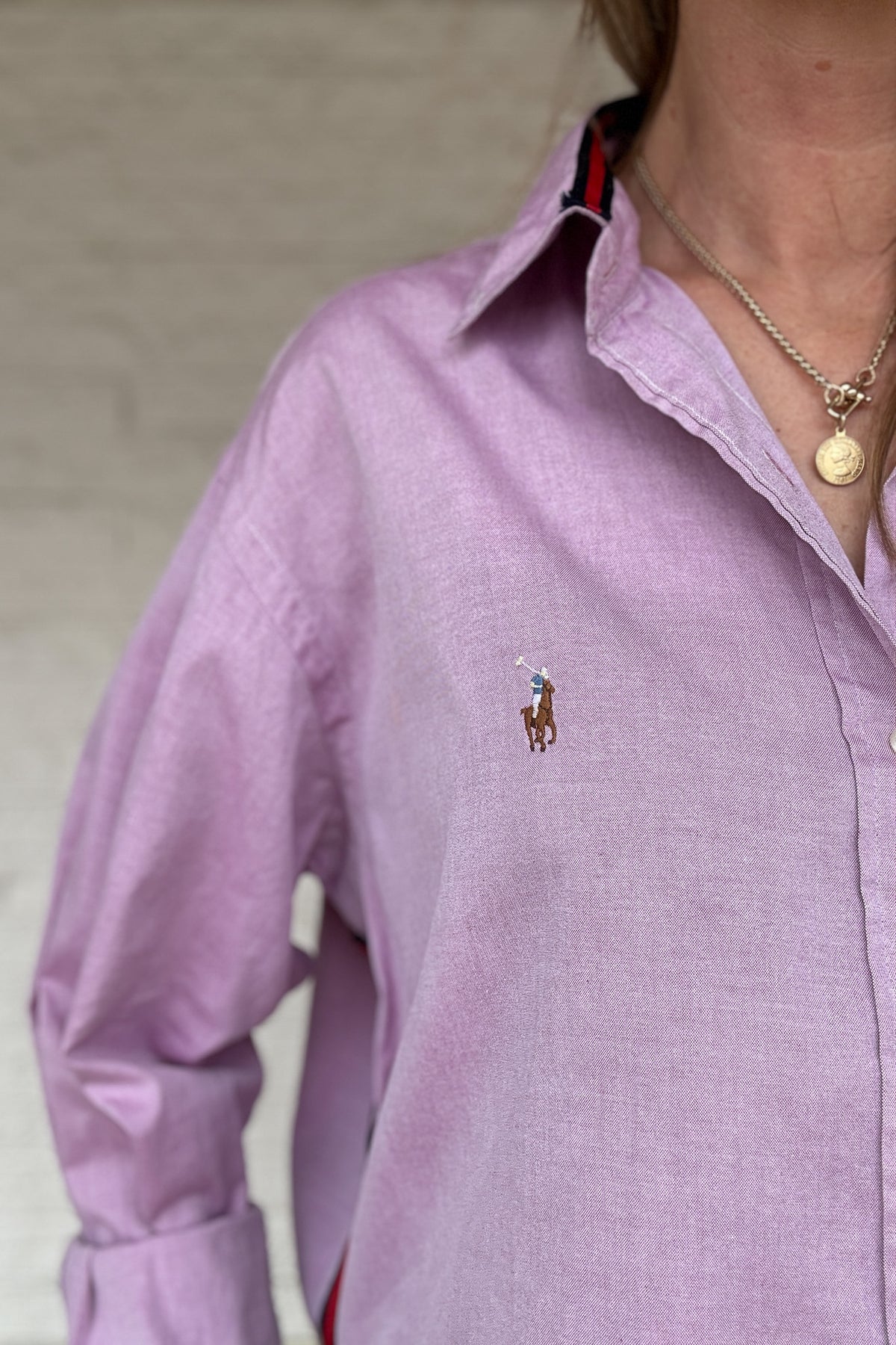 shops in blanco texas, boutique in blanco texas, quality clothing, women's fashion in blanco texas, pink ralph lauren shirt