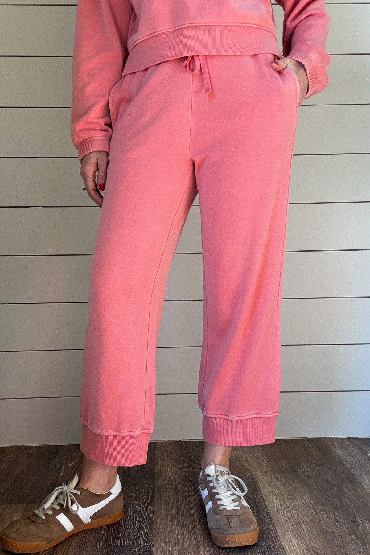 Strawberry Cream Cropped Gym Pants - Cotton & Cashmere