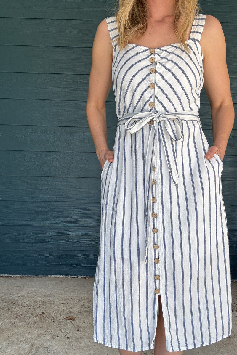women’s boutique clothing, women’s clothing boutique, women’s fashion online, effortless style for women, quality women’s clothing, easy everyday style, casual chic women’s clothing, sustainable women’s fashion, ethical fashion, made in USA clothing, cotton clothing for women, natural fabric clothing, women’s clothing near me, clothing store near me, clothing store in Blanco TX, women’s boutique in Blanco Texas, Cotton and Cashmere Blanco Texas, Cotton & Cashmere women’s clothing, 